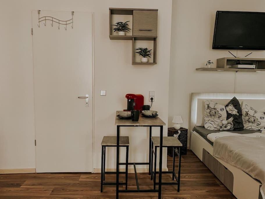 Unser Sonniges Apartment Mit Wlan, Netflix, Xbox 马格德堡 外观 照片