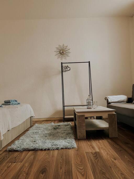 Unser Sonniges Apartment Mit Wlan, Netflix, Xbox 马格德堡 外观 照片